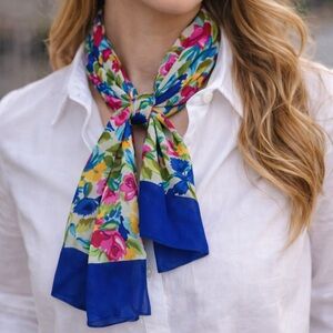 Papell silk floral lightweight scarf flower power artsy bohemian